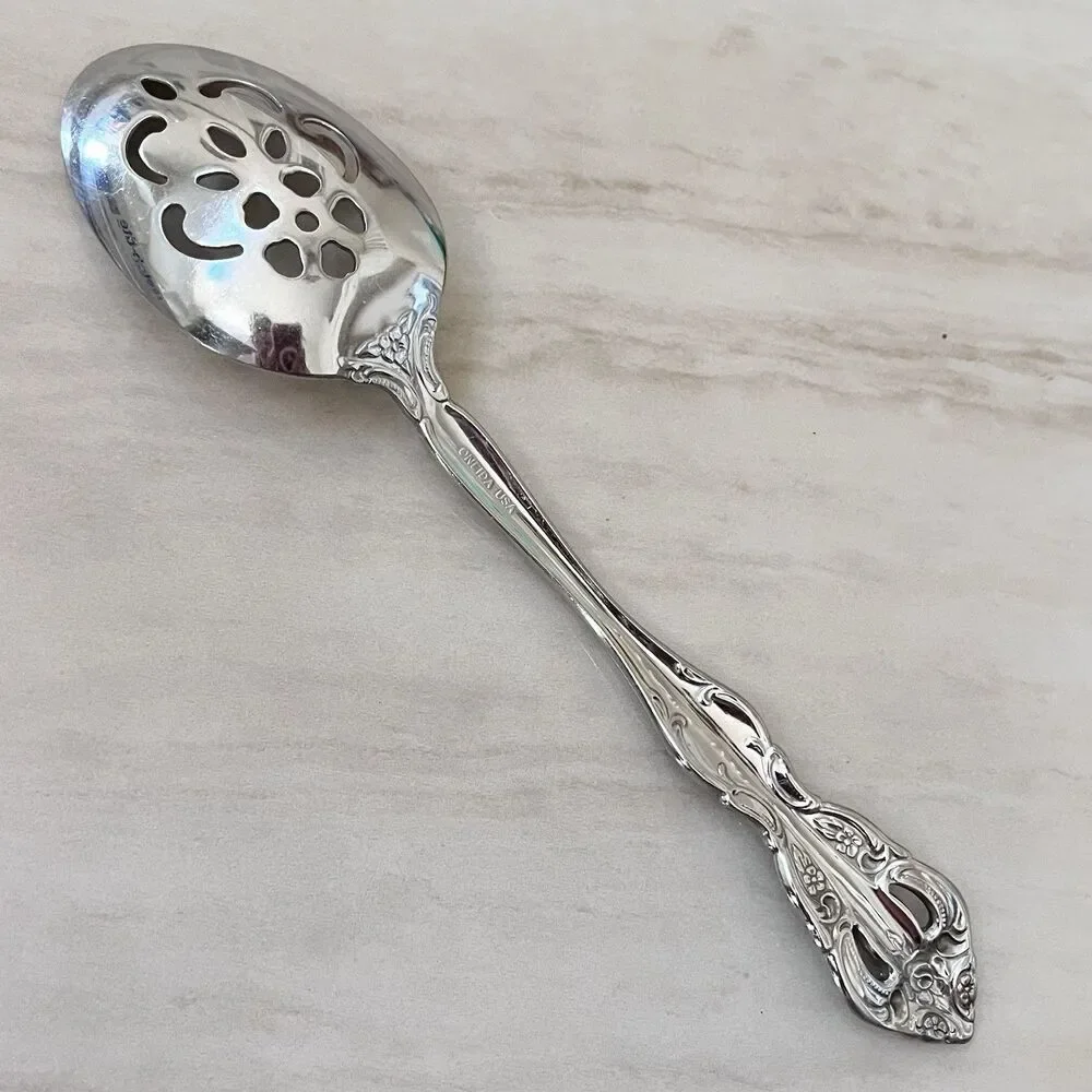 ONEIDA Michelangelo Pierced Serving Spoon 8 3/8” Stainless Heirloom Floral USA